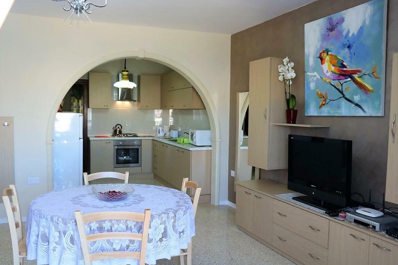 Apartment Sea Front